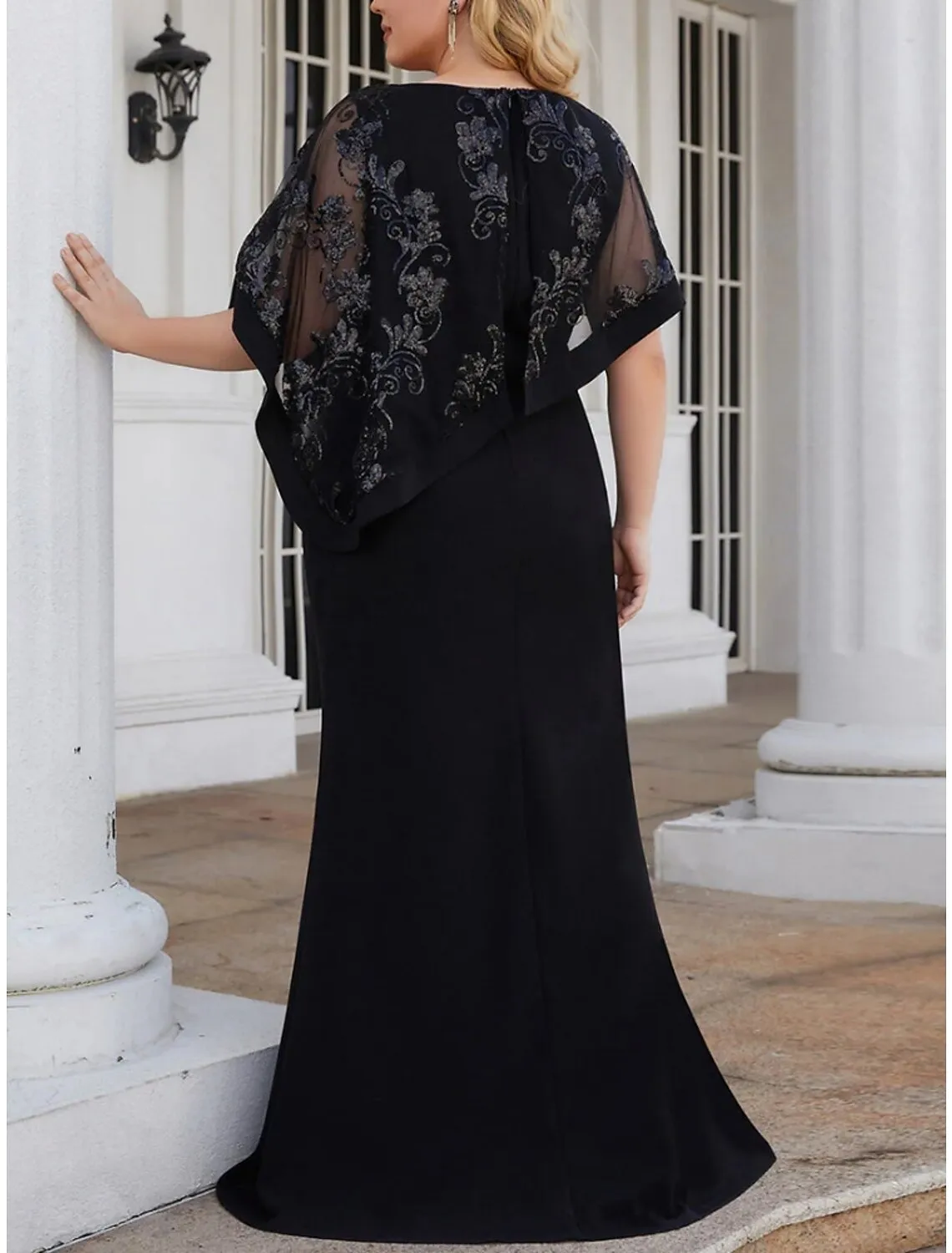 A-Line Plus Size Curve Mother of the Bride Dress Wedding Guest Elegant High Split Jewel Neck Floor Length Chiffon Half Sleeve with Lace Split Front Solid Color