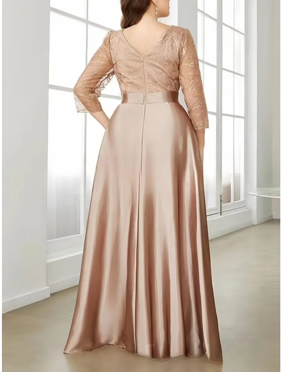 A-Line Plus Size Curve Mother of the Bride Dress Wedding Guest Plus Size Sparkle & Shine Scoop Neck Sweep / Brush Train Satin 3/4 Length Sleeve with Pleats Sequin