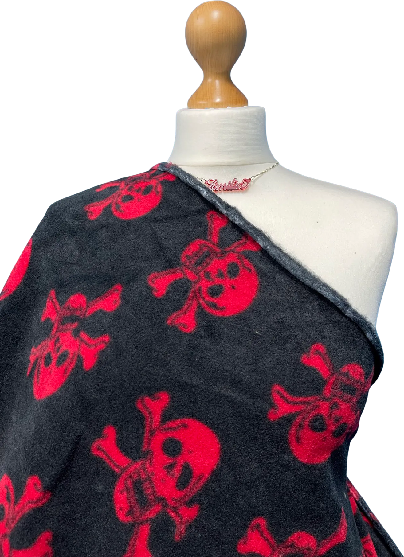 Printed Polar Fleece Fabric Skull Prints