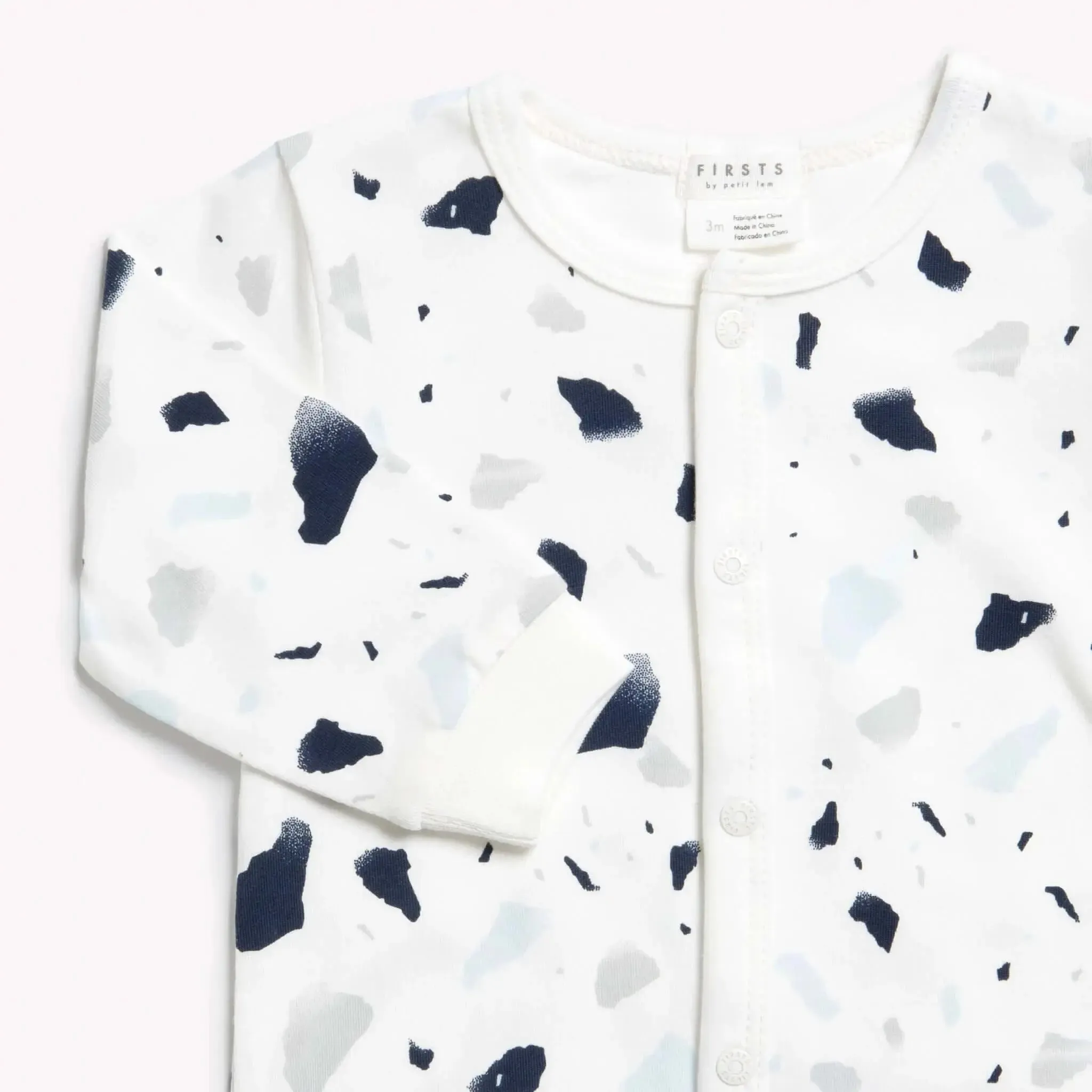 "Seaside Pebble Terrazzo" Print on Off-White Sleeper | Petit Lem