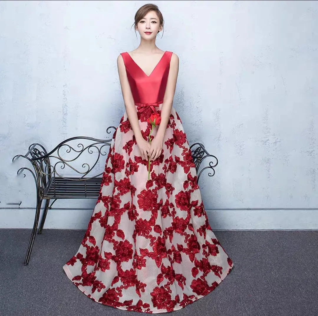 The Joanna Blue/Red Lace Sleeveless Gown